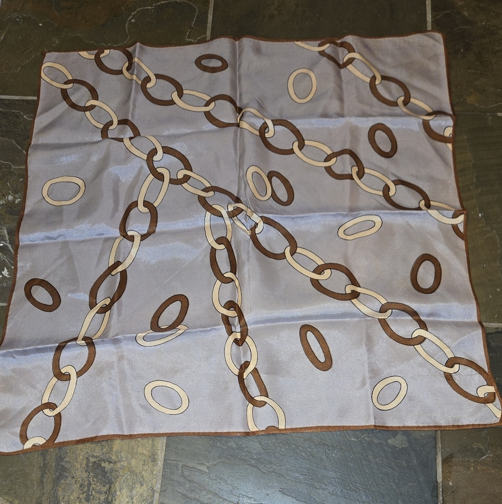 Vintage Chain Pattern Silk Scarf - Picture 3 of 3